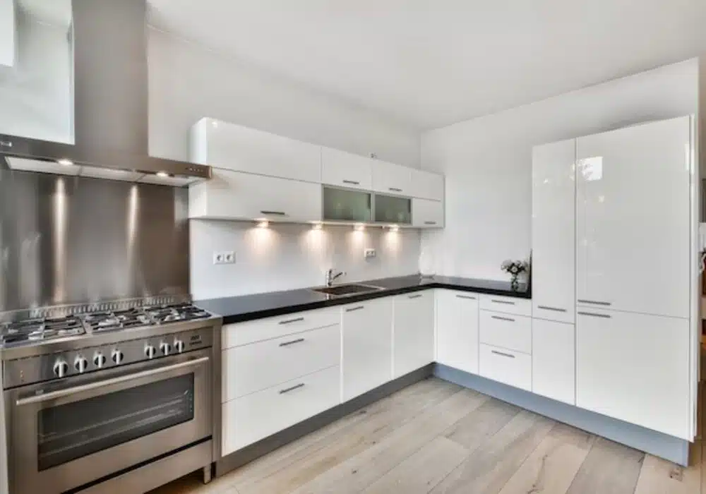 Quels sont les avantages d’opter pour une cuisine Loiret en bois ?